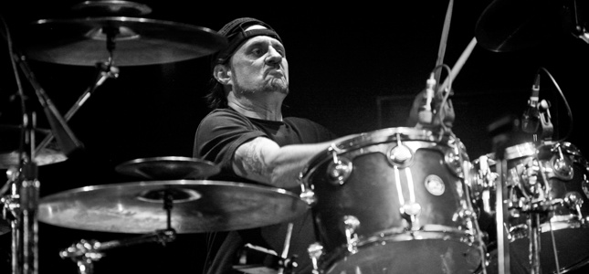 PHILM/Ex-SLAYER Drummer Dave Lombardo Talks About Native Cuba, Relation Developments With The US - “I Hope There Is A Peaceful Transition Towards Democracy, That It Can Grow Without Violence"