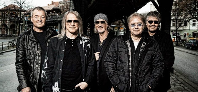 DEEP PURPLE's Steve Morse Talks Current Tour, JON LORD - "I Was Floored When I Learned About His Passing; It Caught The Whole Band By Surprise"