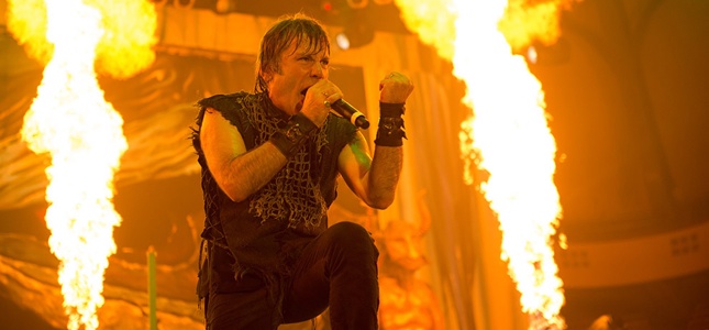 IRON MAIDEN's BRUCE DICKINSON Talks Trooper 666, Cancer, Loss Of Taste Buds - “We Delayed The Announcement Until I Finished My Last Radiation Session”