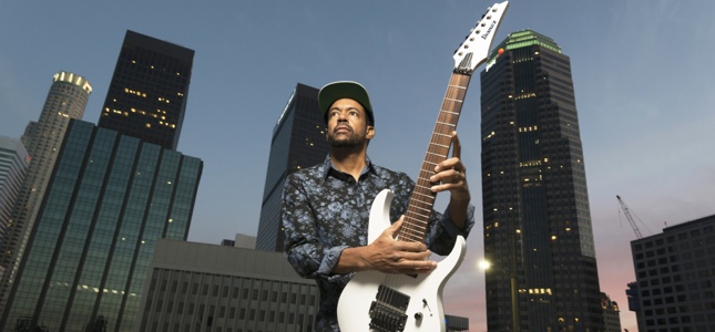 TONY MACALPINE Talks New Album - "Totally Different Than Something Like Edge Of Insanity Or Maximum Security"