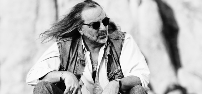 Former GUNS N’ ROSES, GREAT WHITE Manager ALAN NIVEN - “The Ten Albums That Changed My Life”
