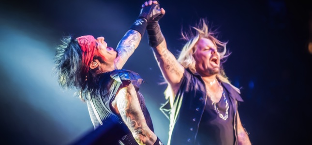 Director CHRISTIAN LAMB On MÖTLEY CRÜE The End – “We Had To Show This”
