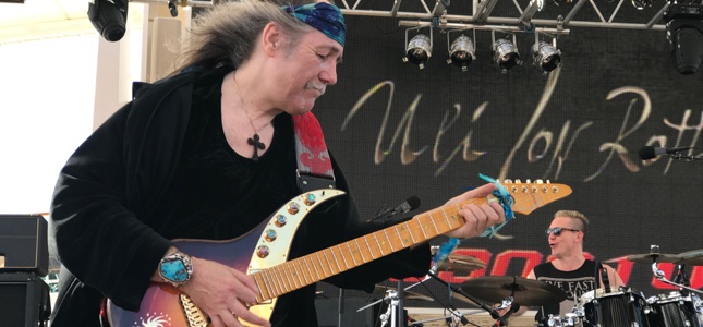 How ULI JON ROTH Replaced MICHAEL SCHENKER In SCORPIONS - "I Could Feel Some Kind Of Bond Between Rudolf And Myself - There Was Something There And It Felt Strong"