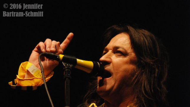 STRYPER – To Hell With The Devil In New York!