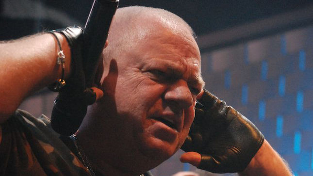 DIRKSCHNEIDER – “I’m Tired Of All This Stuff In Magazines; ‘Who Is Playing The Songs Better?’”; More Photos From Tour Opener Available 