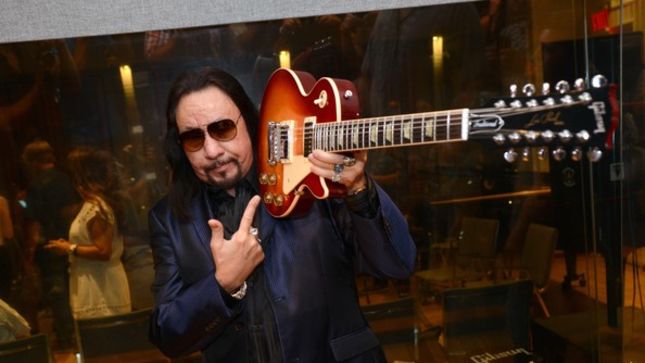 ACE FREHLEY Cracks US Top 10, Canadian Top 20 With Space Invader Album