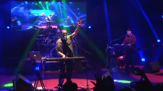 NEAL MORSE - Pro-Shot Video Of Complete Bombay Show From December 2013 Online