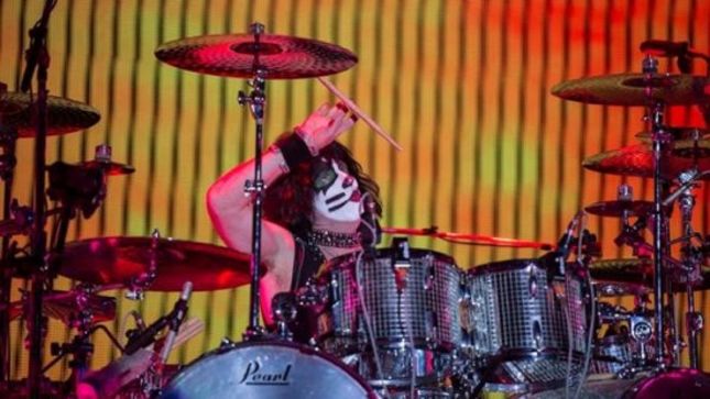 KISS Drummer Eric Singer Featured On The Cassius Morris Show; Two-Hour Audio Interview Available 