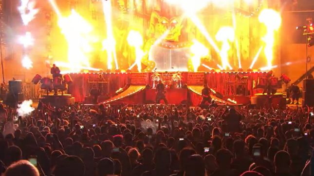 SLIPKNOT - "The Devil In I" Live Video From KnotFest Streaming
