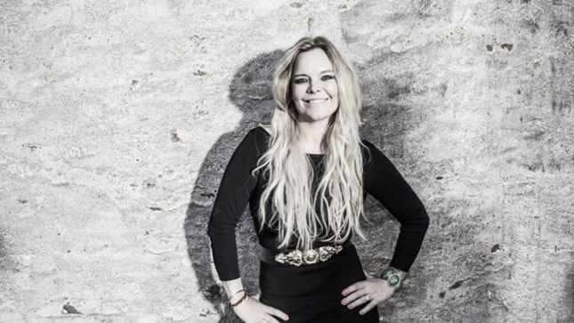 Former NIGHTWISH Singer ANETTE OLZON Parts Ways With earMUSIC; Plans To Record With Former ALYSON AVENUE Bandmate