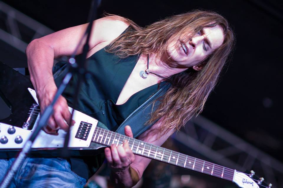 ExMEGADETH Guitarist JEFF YOUNG Announces Online Guitar "I