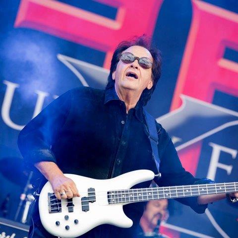 FOUR BY FATE Bassist JOHN REGAN Talks FREHLEY'S COMET, DAVID LEE ROTH On Double Stop Podcast
