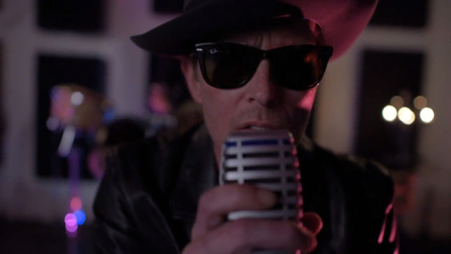 SCOTT WEILAND AND THE WILDABOUTS - “White Lightning” And “Circles” Video Teasers Streaming