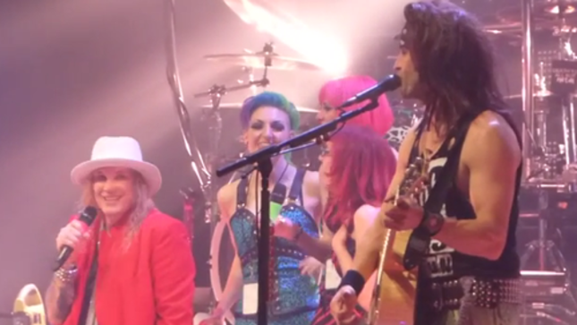 STEEL PANTHER Perform Live With THE LOUNGE KITTENS In Wiesbaden; Fan-Filmed Video Online