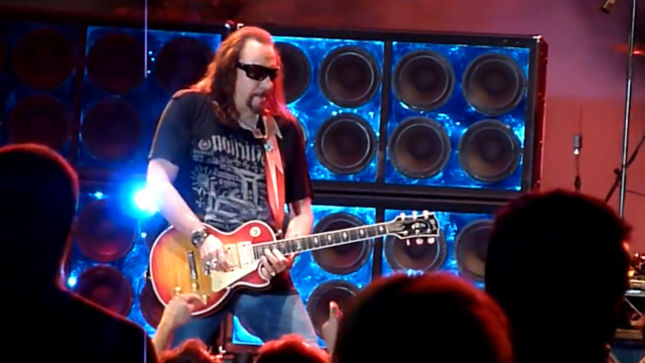 ACE FREHLEY Plans To Pay Tribute To THE WHO, ROLLING STONES, LED ZEPPELIN, THE BEATLES On Upcoming Covers Album - “I Was Actually Going To Ask GENE SIMMONS To Play Bass On A Track And Sing With Me... I Haven’t Gotten To That Stage Yet"