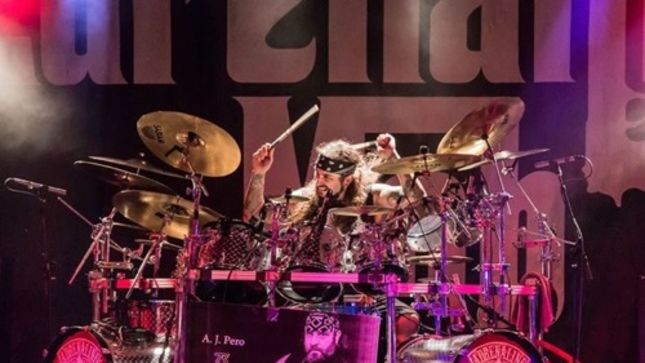 MIKE PORTNOY On Joining TWISTED SISTER For Upcoming Tour Dates - 