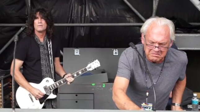 KISS - Ecuador Show Soundcheck Footage Featuring TOMMY THAYER Posted