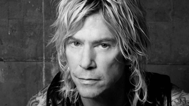 DUFF McKAGAN Remembers Seeing PHILIP SEYMOUR HOFFMAN The Night He Died - “We Thought That Maybe He Was On A Last Run Before Getting Clean”