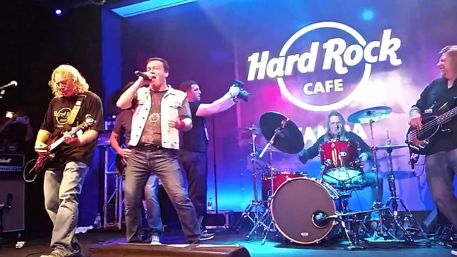 IRON MAIDEN’s Nicko McBrain, ACT OF DEFIANCE’s Shawn Drover, DREAM THEATER’s Mike Mangini Jam At Golf Rocks Event; Video