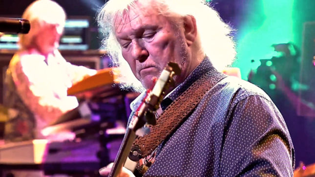 YES – CHRIS SQUIRE’s Wife, Scotland Squire Releases Statement: “Please Take A Moment To Play Your Favorite YES Or Chris Squire Song”