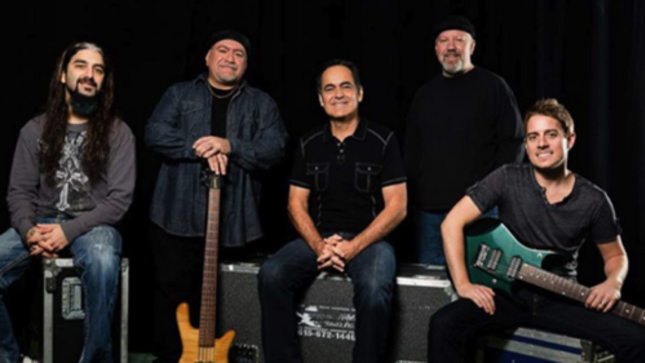 THE NEAL MORSE BAND Added To Cruise To The Edge 2015; Drummer MIKE PORTNOY To Take Part In CHRIS SQUIRE Tribute