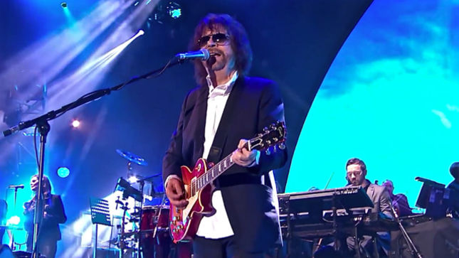 JEFF LYNNE’s ELO - Alone In The Universe Album Details Revealed; “When I Was A Boy” Track Streaming