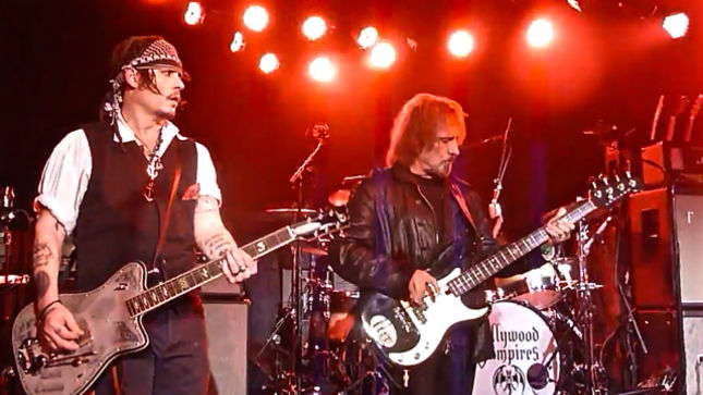  BLACK SABBATH’s Geezer Butler Joins HOLLYWOOD VAMPIRES For JIMI HENDRIX Classic At The Roxy; Video