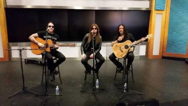 QUEENSRŸCHE Perform "Arrow Of Time" And "Eyes Of A Stranger" Acoustic On Las Vegas' KTNV TV