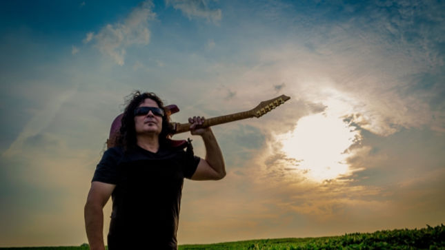 UFO Guitar Legend VINNIE MOORE To Release Aerial Visions Album This Month