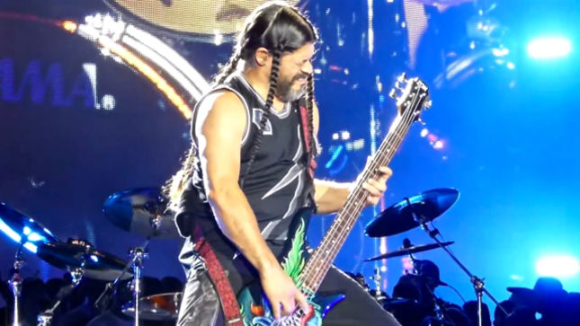 METALLICA's Robert Trujillo - "Why I Play Bass With Fingers" 