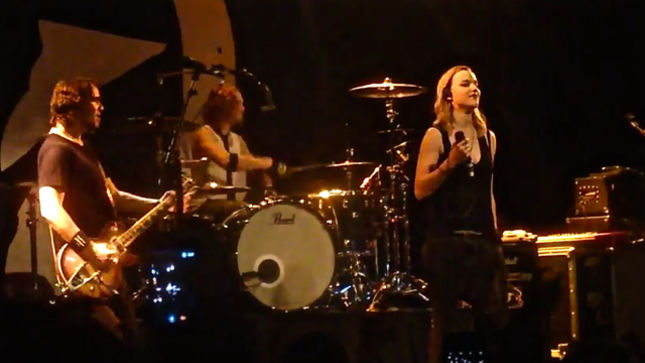HALESTORM Cover “Interstate Love Song” Live In Tribute To SCOTT WEILAND; Video