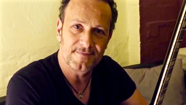 Guitarist VIVIAN CAMPBELL - "I Couldn't Imagine Anything Worse Than Staying At Home Just Me And My Illness"