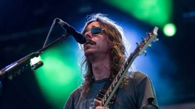 OPETH Frontman MIKAEL ÅKERFELDT Pays Tribute To LEMMY And DAVID BOWIE - "I Admire Artists That Seem Unable To Play It Safe"