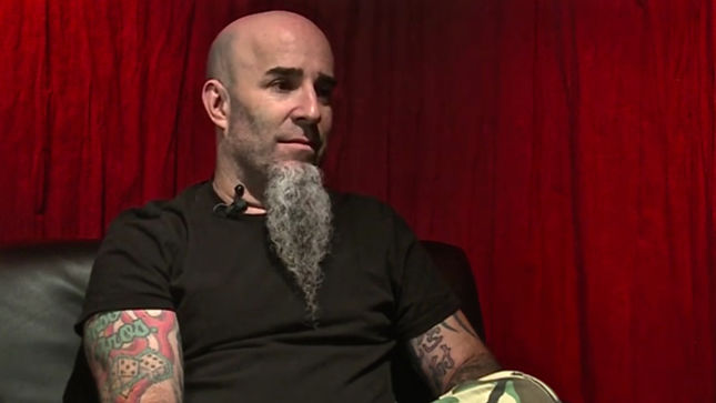 ANTHRAX Guitarist SCOTT IAN On PHIL ANSELMO’s Atonement - “Phil Is Taking A Deep Hard Look At Himself And His Life, And He Is Going To Do What He Needs To Do To Fix Things”