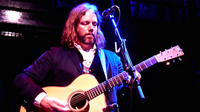RICH ROBINSON To Release Flux Album In June; Solo Shows And Dates With BAD COMPANY Announced