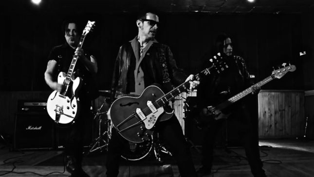 RICKY WARWICK Launches Music Video For “Celebrating Sinking”