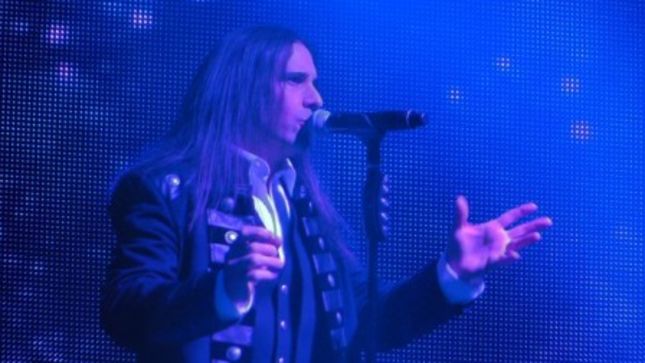 SAVATAGE Frontman ZAK STEVENS Recalls Passing Of CRISS OLIVA In Career-Spanning Interview - "I Just Sank Into A Corner And Didn't Move For Eight Hours"
