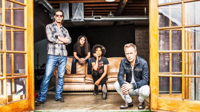 ALICE IN CHAINS To Join GUNS N’ ROSES For Their Historic Return In Las Vegas