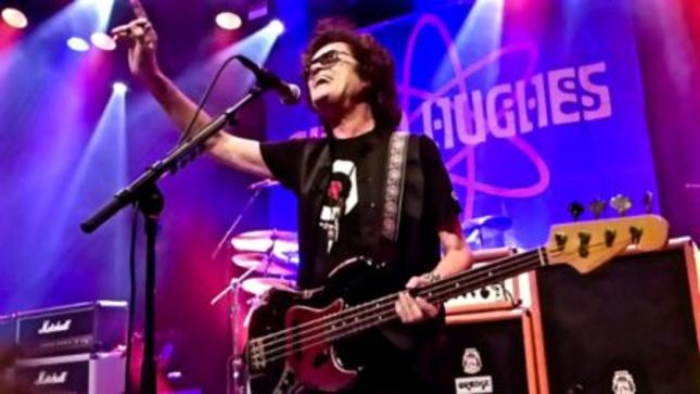 GLENN HUGHES - "Nobody's More Grateful Than I Am To Still Be Standing On The Right Side Of The Grass"; Talking Metal Audio Interview Streaming