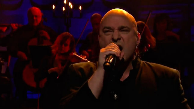 DISTURBED Perform Cover Of SIMON & GARFUNKEL Classic “The Sound Of Silence” With Orchestra On Conan; Video
