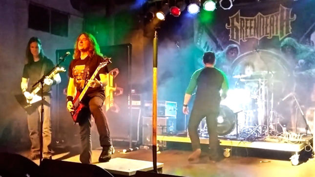 MEGADETH Bassist DAVID ELLEFSON Joins GREEN DEATH In Des Moines For “Peace Sells”; Video