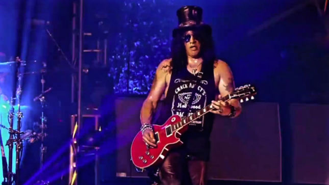 Former GUNS N’ ROSES Manager VICKY HAMILTON On SLASH Joining POISON – “He Said, ‘I’m Not Going To Wear All That Makeup’”