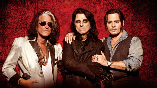 HOLLYWOOD VAMPIRES Anxious To Make First Album Of All Original Material - "Everybody Is Writing Right Now," Says ALICE COOPER
