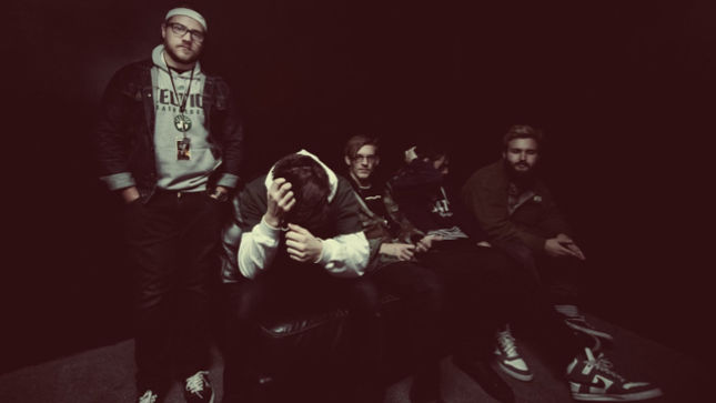 YÜTH FOREVER Streaming New Single “Growing Pains”