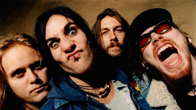 THE HELLACOPTERS To Release Exclusive 12” Single In June