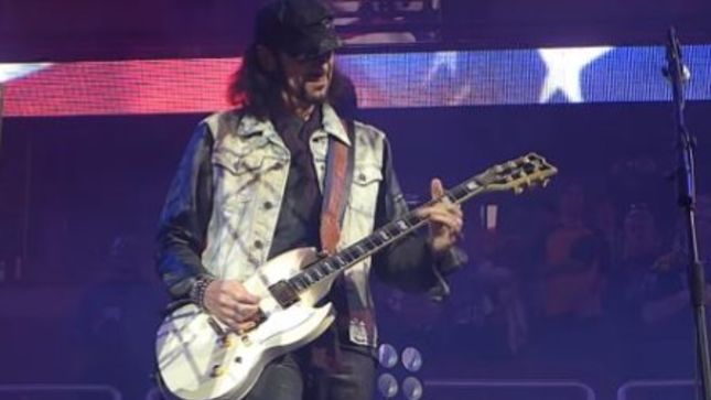 BRUCE KULICK Performs American National Anthem At LA KISS Game (Video)