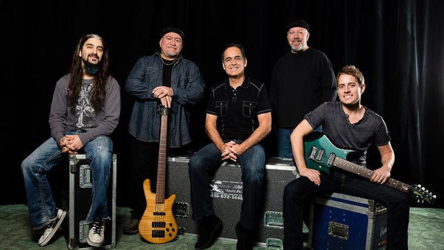 THE NEAL MORSE BAND To Release New Live CD / DVD Set Alive Again In August