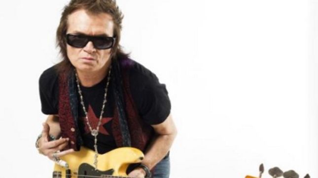 GLENN HUGHES Talks New Solo Album - "I Am Going Back To My Roots"
