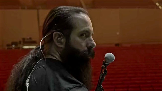 DREAM THEATER - Soundcheck Video Footage Streaming