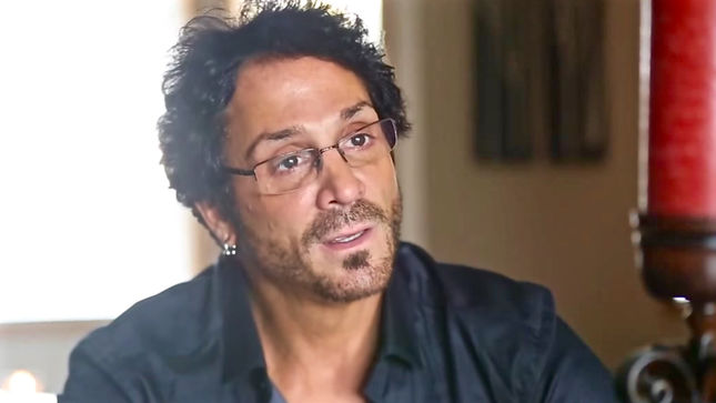 Former JOURNEY Drummer DEEN CASTRONOVO Talks Arrest, Drug Problems, Domestic Abuse Charges - “It All Started When I Got Fired From OZZY”; Audio